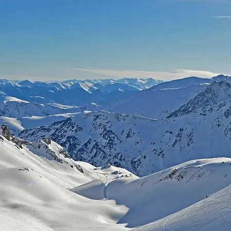 A Flanc De Montagne Apartment